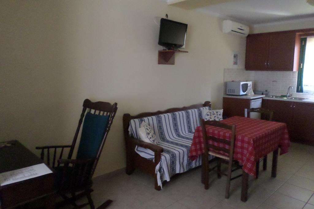 To Asteri Apartment Avgonima Екстериор снимка