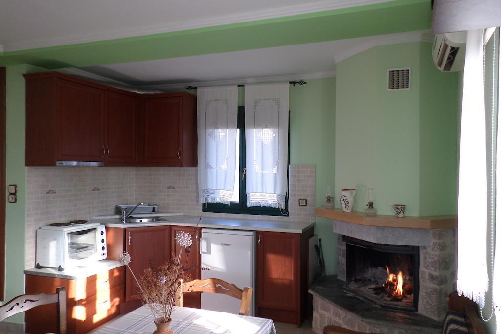 To Asteri Apartment Avgonima Стая снимка