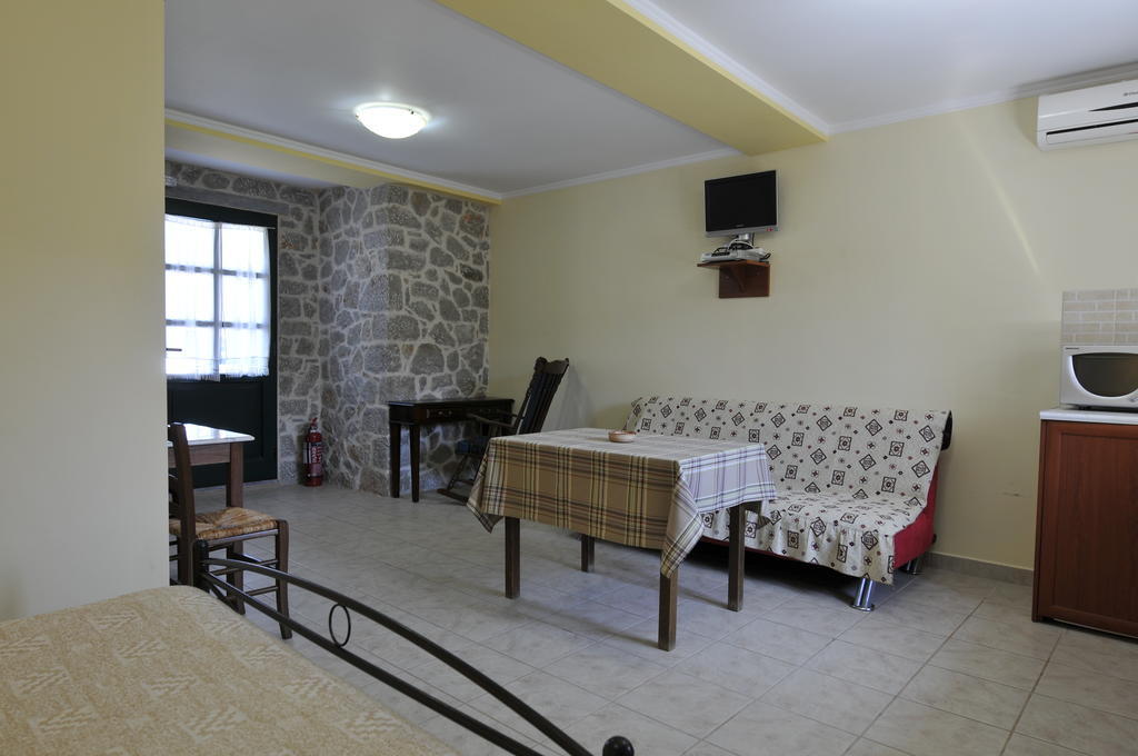 To Asteri Apartment Avgonima Екстериор снимка